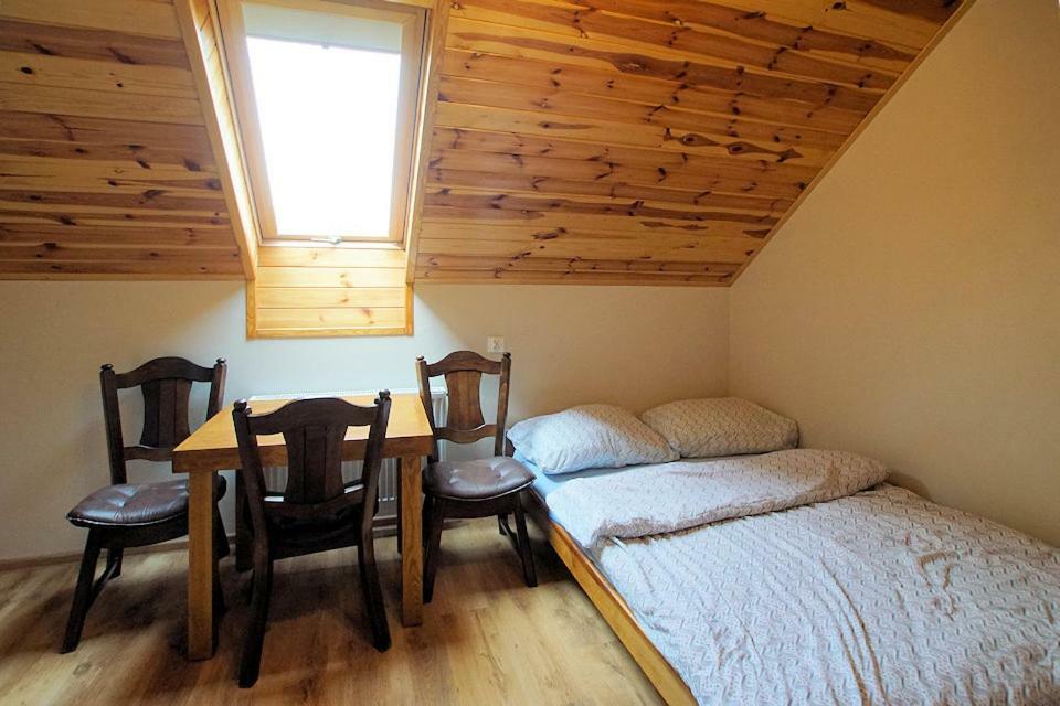 Noclegi Azyl Krajno-Zagorze Экстерьер фото